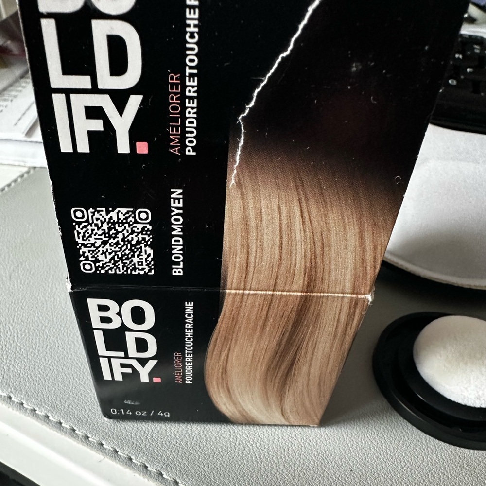 Boldify Root Touch Up in Medium Blonde